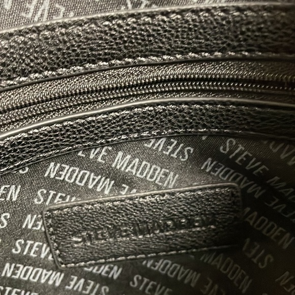 Steve Madden Black Logo Clutch, NWT - Picture 7 of 9